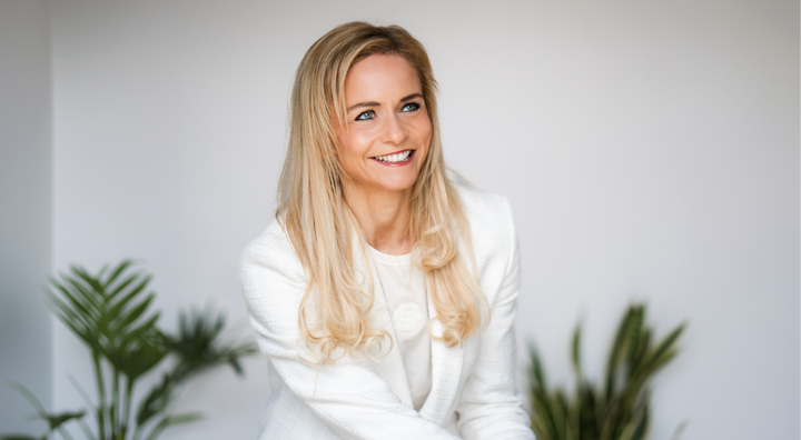 Why Women’s Sleep Changes After 40: A Q&A with Angela Foster